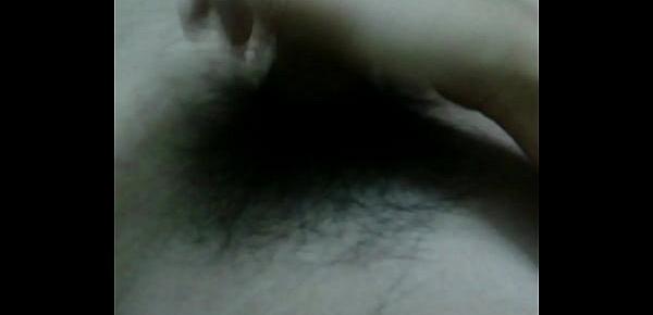  nằm cũng nứng sục bắn tinh   jerking and cumshot